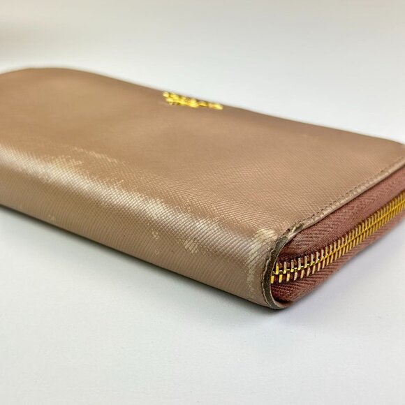 Prada Cream Saffiano Leather Wallet - Picture 4 of 8